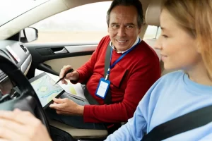 Read more about the article The Ultimate Guide to Choosing the Right Driving School for Your Needs